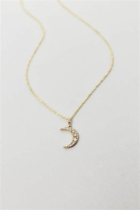 clair de lune necklace.